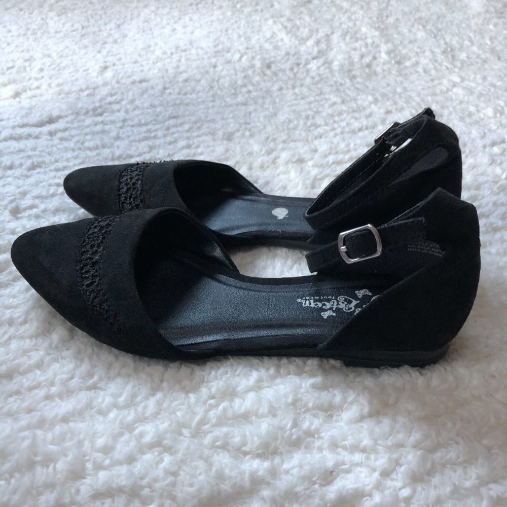 Self Esteem Black Suede Flats Women’s Size 6